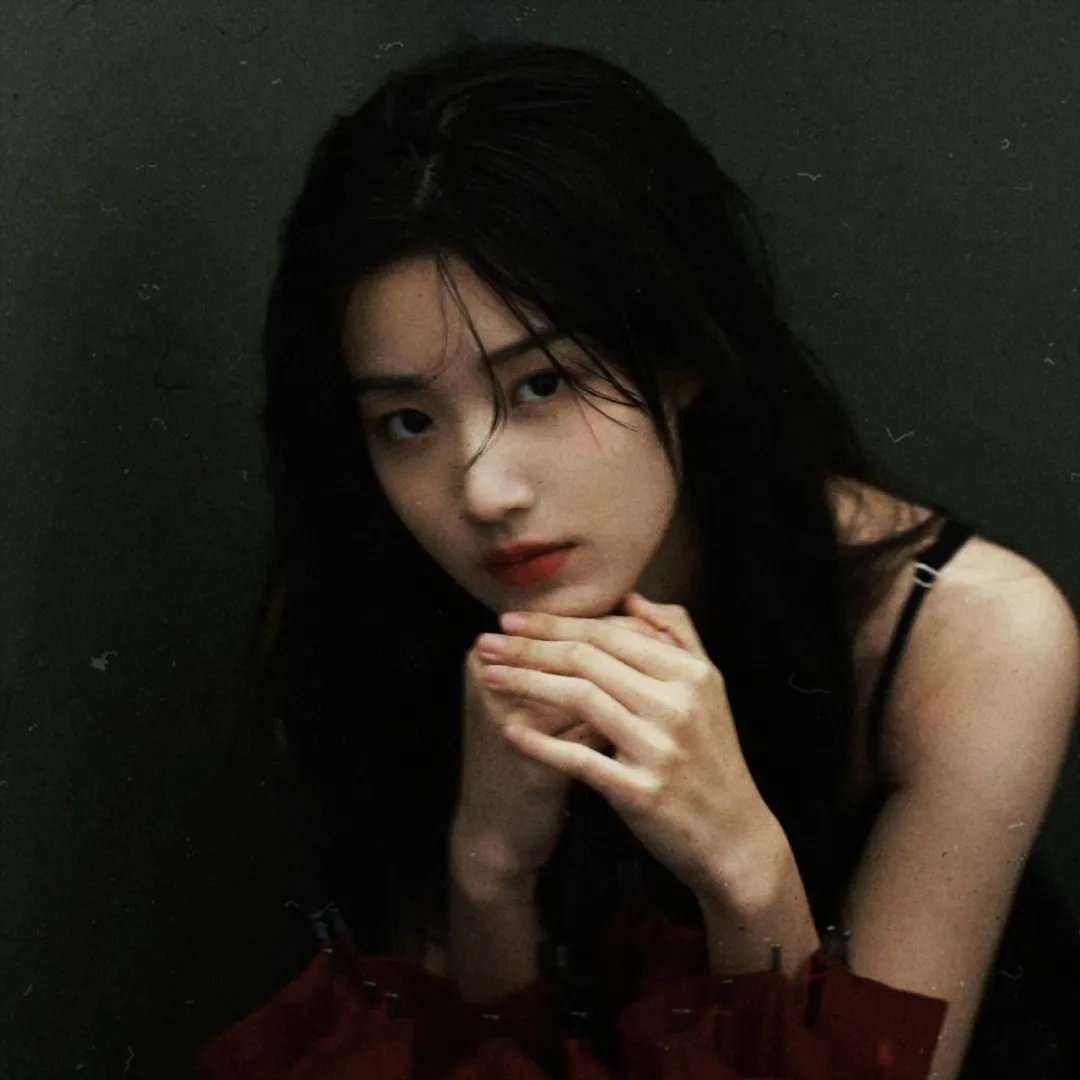 魔鬼女房东